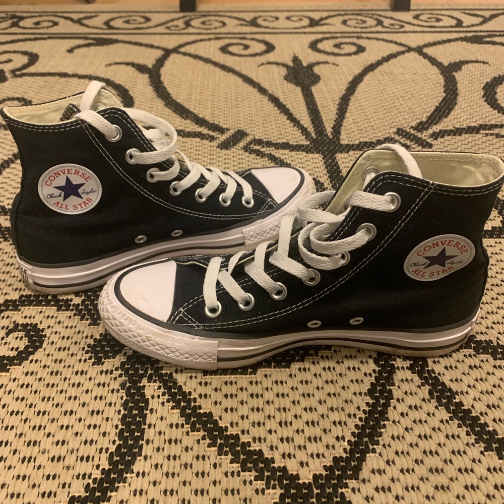 Converse high tops in good condition!